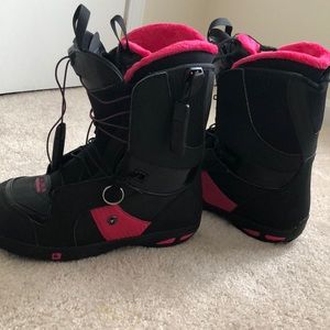 Salomon Women’s Snowboard Boots